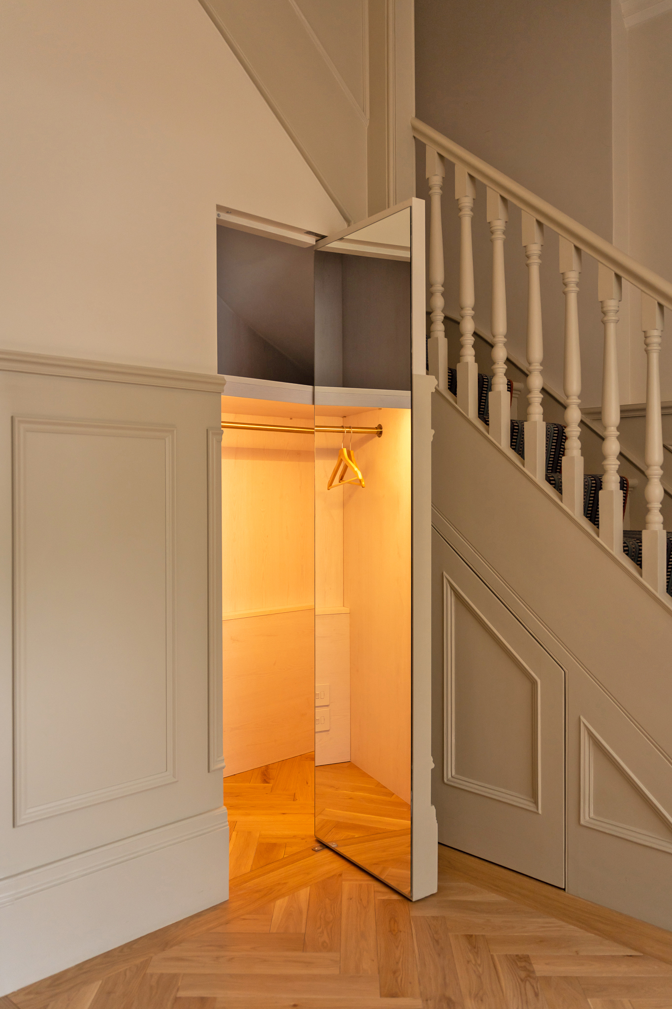 Holland Park Project - Photo 5