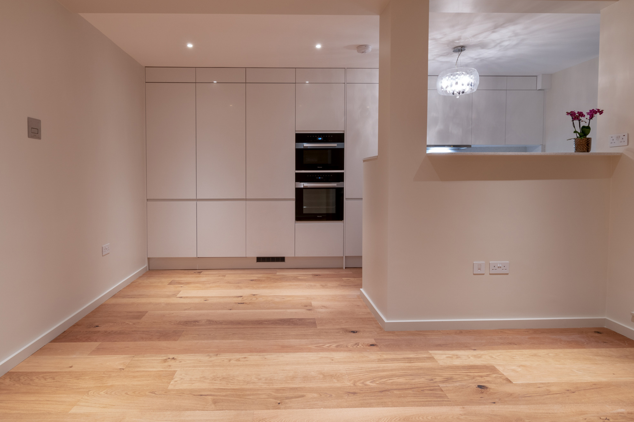 Lancaster Gate - Photo 5